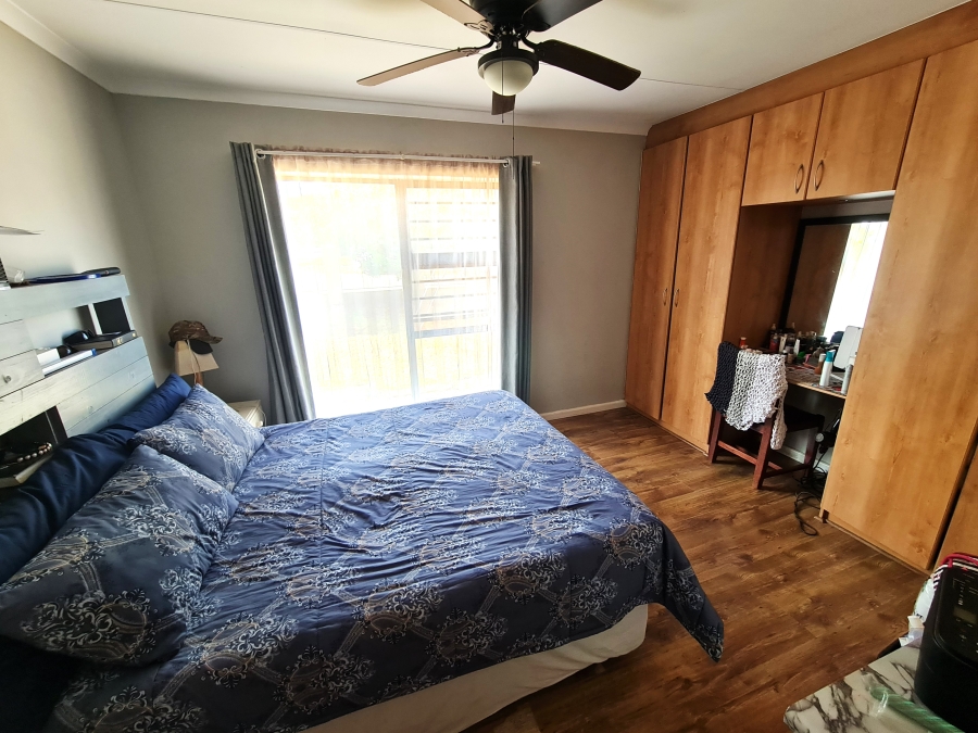 4 Bedroom Property for Sale in Noorsekloof Eastern Cape